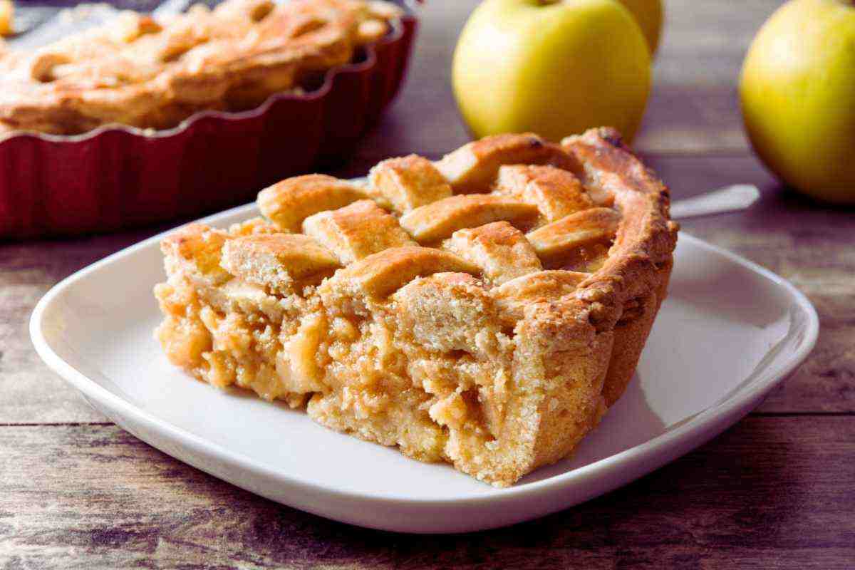 Mia nonna fa una torta di mele cremosissima